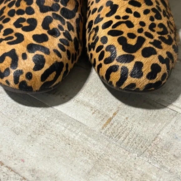❤️Earth Sparta Leopard Print Ankle Boots-Sz 8.5 - Picture 4 of 7